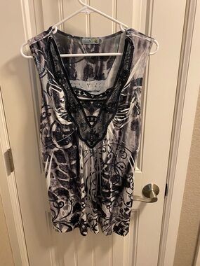 Unity World Wear XL Top Black White Sublimation Blouse Stretch Bling Shirt